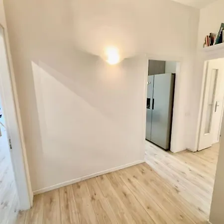 شقة Show Me 2 Bedroom Duomo & Airport Tram