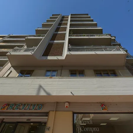 Show Me 2 Bedroom Duomo & Airport Tram شقة